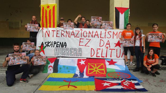 Motxila itxi elkartasuna zabaltzeko