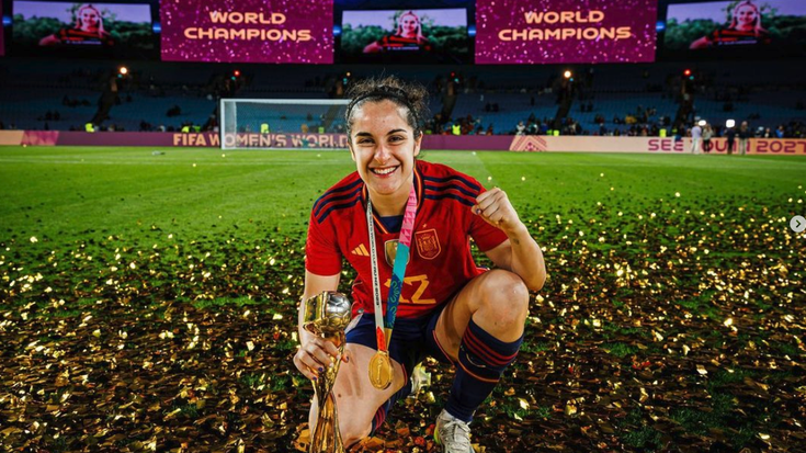Oihane Hernandez, sopeloztar bat futboleko munduko txapeldun