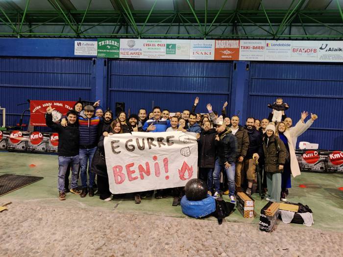 Eneko Bilbao gailendu zaio Beñat Amaderi Urdulizen