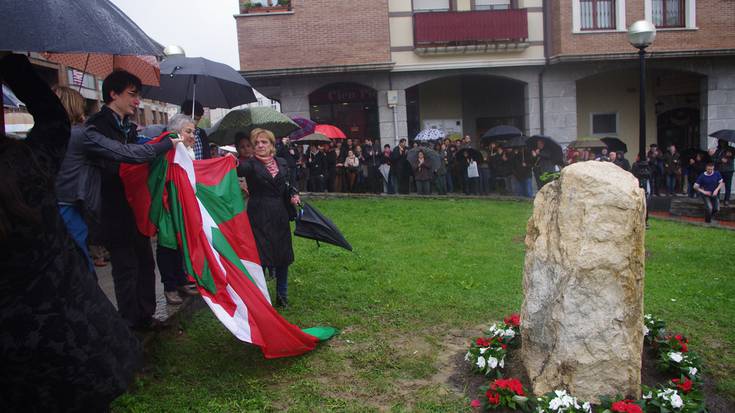 Lan-istripuak salatuko dituzte bihar Sopelan