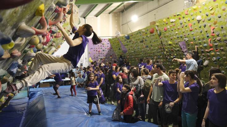 Girl Climbing Partyk morez tindatu du Sakonetako rokodromoa