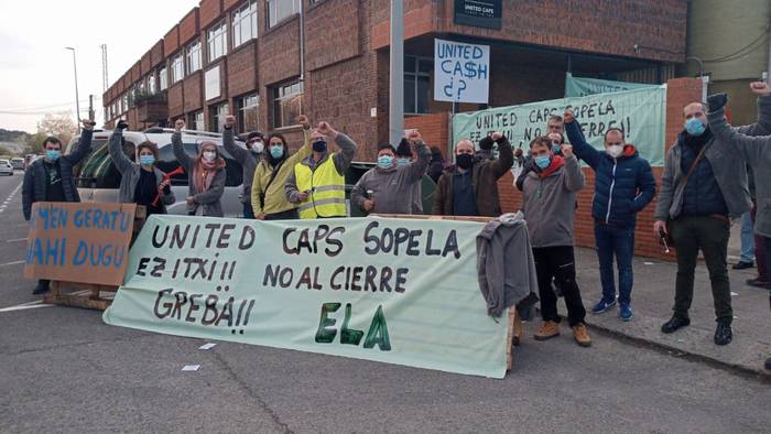 United Caps enpresako langileek akordioa lortu dute greban 65 egun eman ondoren