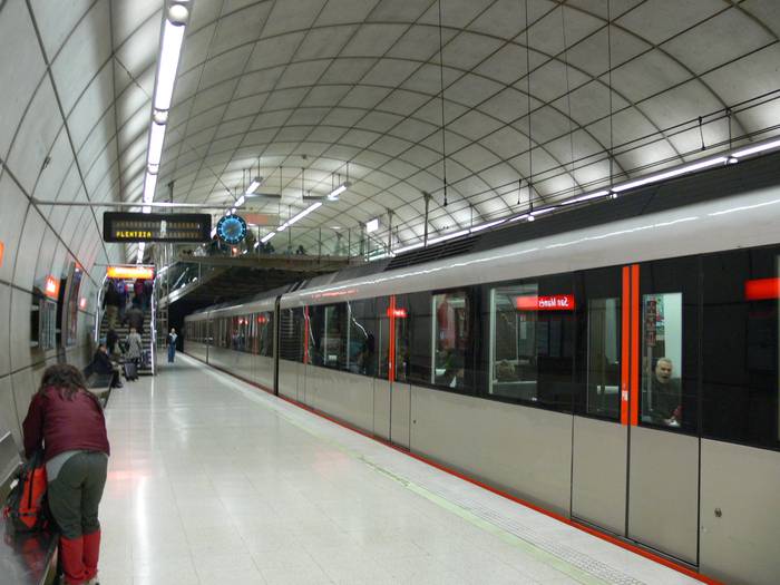Abenduaren 13an eta 20an metro-zerbitzua egongo da gau osoan