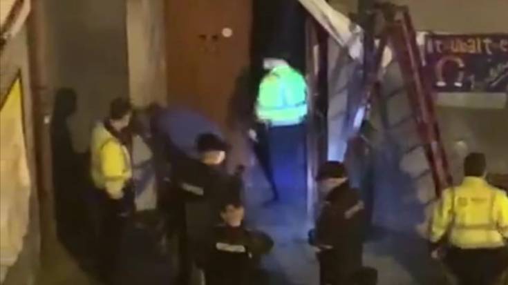Ertzaintza sartu da Itzubaltzeta III gaztetxera