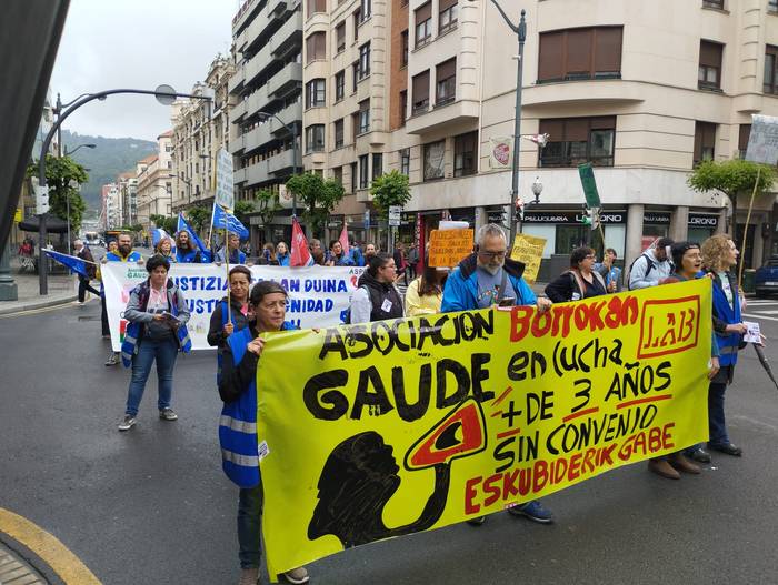 Gaude elkarteko langileen borrokak aniztasun funtzionalaren sektorerako akordioa eta hobekuntzak lortu ditu