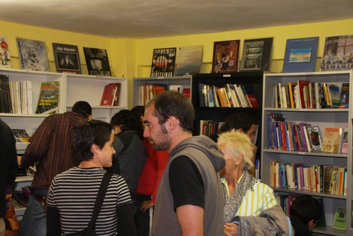 Auzolanak egingo dituzte zapatuan Larrabasterran, Plaza Beltzaren lokal berrian