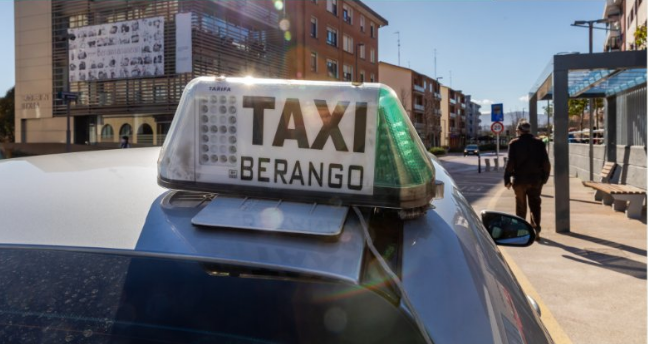 Apirilaren 6an jarriko dute martxan Berangon Auzotaxi zerbitzua