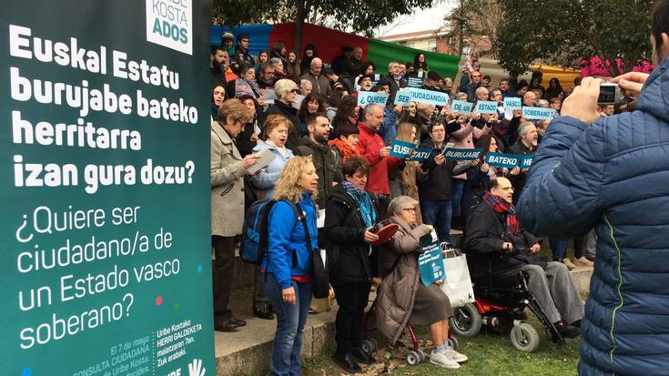 "Euskal Estatu burujabe bateko herritarra izan gura dozu?", galdetuko dute maiatzaren 7an