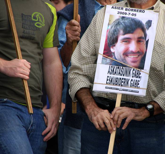 Asier Borrero preso algortarra Santoñako El Dueso espetxera gerturatuko dute