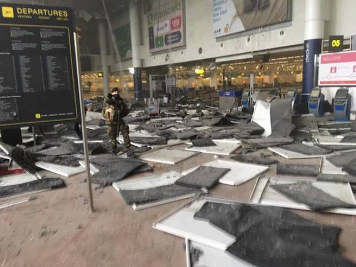 Bruselako atentatuen kontrako kontzentrazioak izango dira bihar udaletxeetan eta campusean