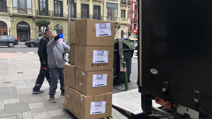 EUDELek 300.000 maskara erosi ditu EAEko udalerrietan banatzeko, horietatik 24.300 Uribe Kostan