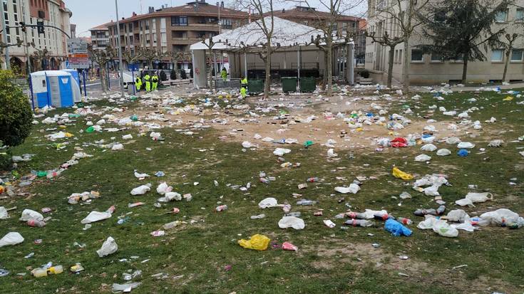 Sopelako Kuadrillak: "Lotsagarria eta tristea da domeka goizean Sopelak zuen irudia"