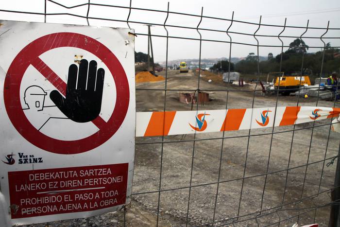 Urdulizko ospitaleko sarbideak, auzitan