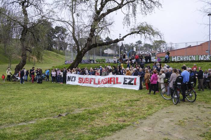 Itsasadarraren azpiko tunelaren aurka mobilizatuko dira zapatuan