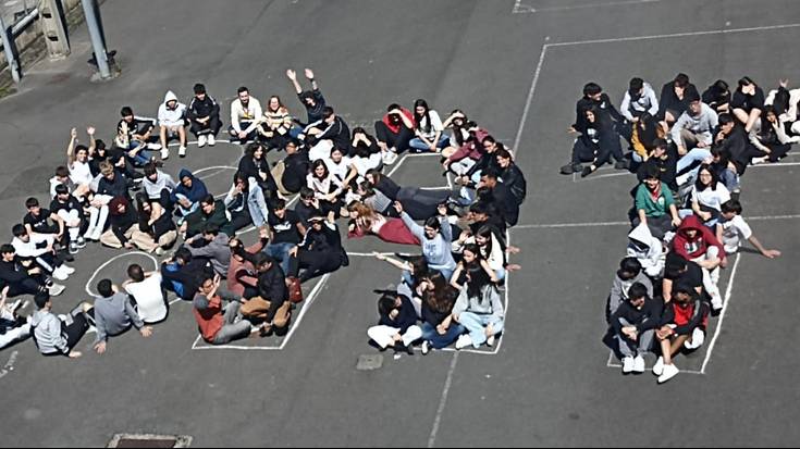 Artatza-Romo institutuko ikasleek bizikidetzan sakontzeko jaialdia ospatu dute