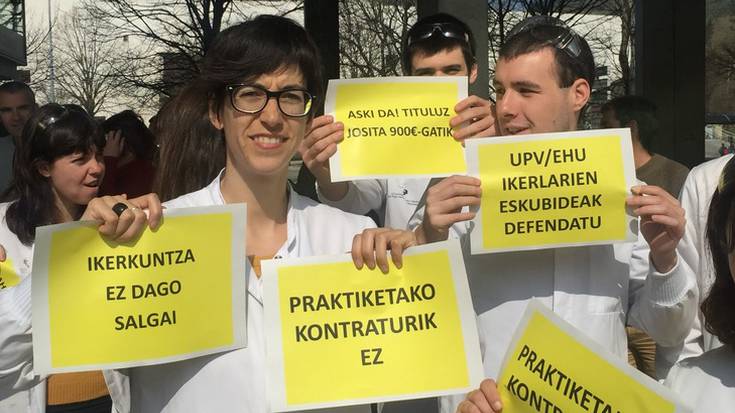 Hitzarmen Kolektiboan sar ditzaten, mobilizatzera deitu du EHUko Doktoregaien Asanbladak