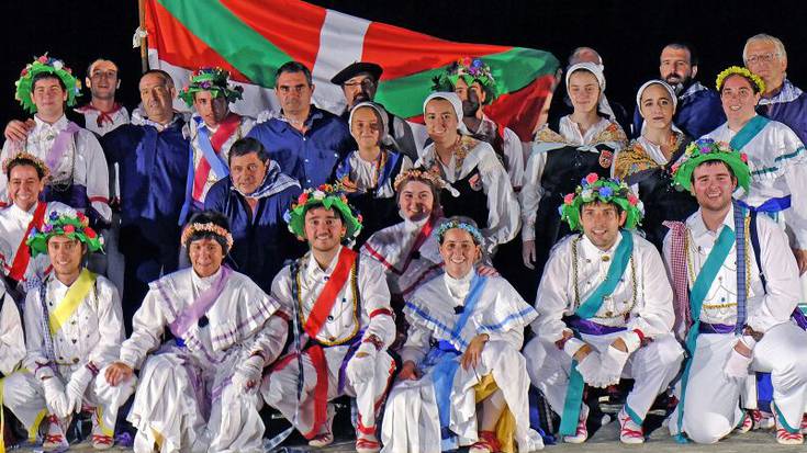 Itxas Argia Dantza Taldea: sei hamarkada euskal kultura hauspotzen