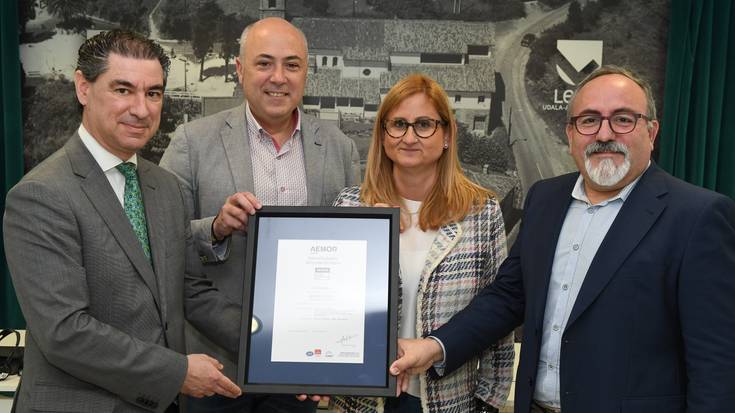 Leioako Gizarte Zerbitzuek AENOR kalitate-ziurtagiria lortu dute