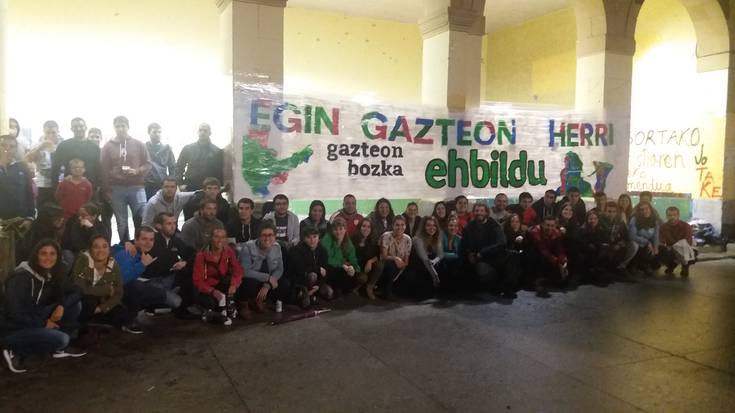 Egin gazteon herri!