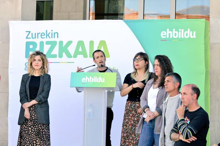 "Zentsura-mozioaren atzean ez dago ez formarik, ez edukirik", dio Sopelako EH Bilduk