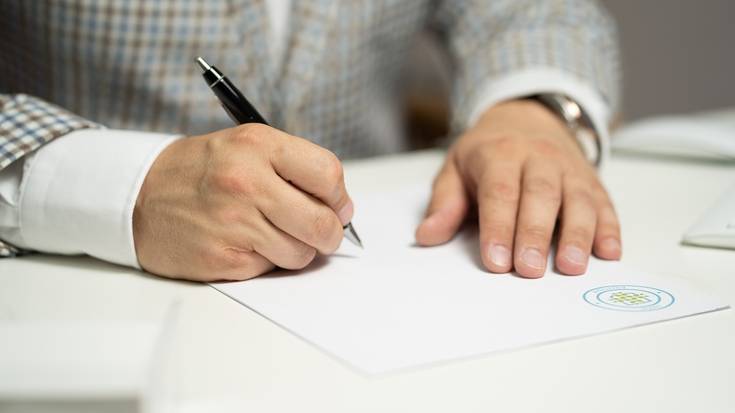 Aurretiazko borondateen dokumentua egiteko hitzordua eska dezakete Uribe Kostako herritarrek