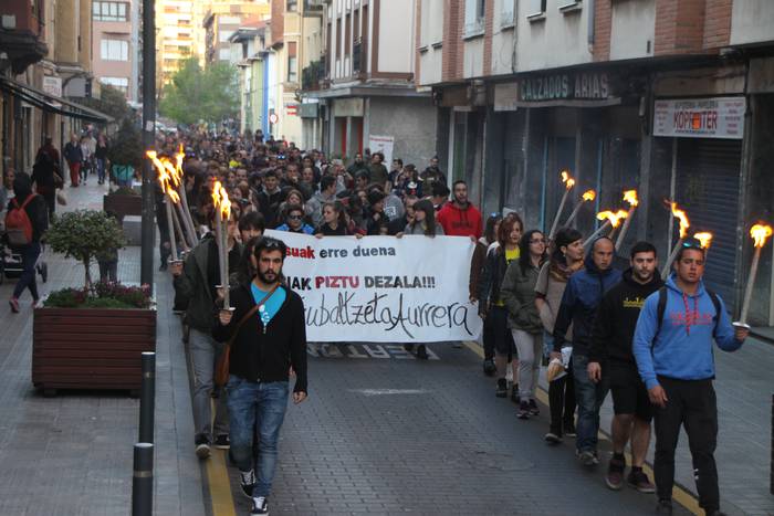 Gaztetxe berria izan arte "amore emango ez" dutela berretsi dute Itzubaltzetan