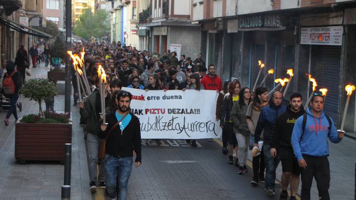 Gaztetxe berria izan arte "amore emango ez" dutela berretsi dute Itzubaltzetan