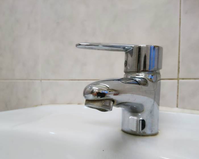 Ur-emaria etengo dute bihar Getxoko Aingeru etorbidean eta inguruetan