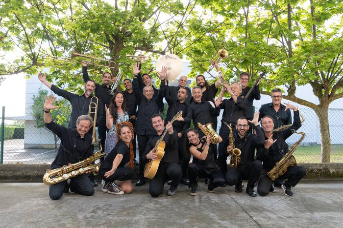 Askotariko doinuak ekarriko ditu zapatuan Getxora Leioa Big Band taldeak